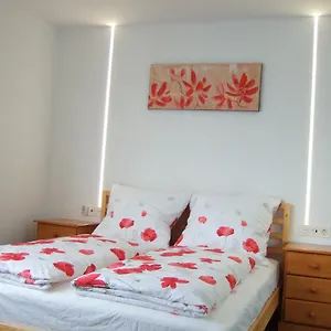 With Private Bathroom And Sea View, 50 M Del Mar Radazul